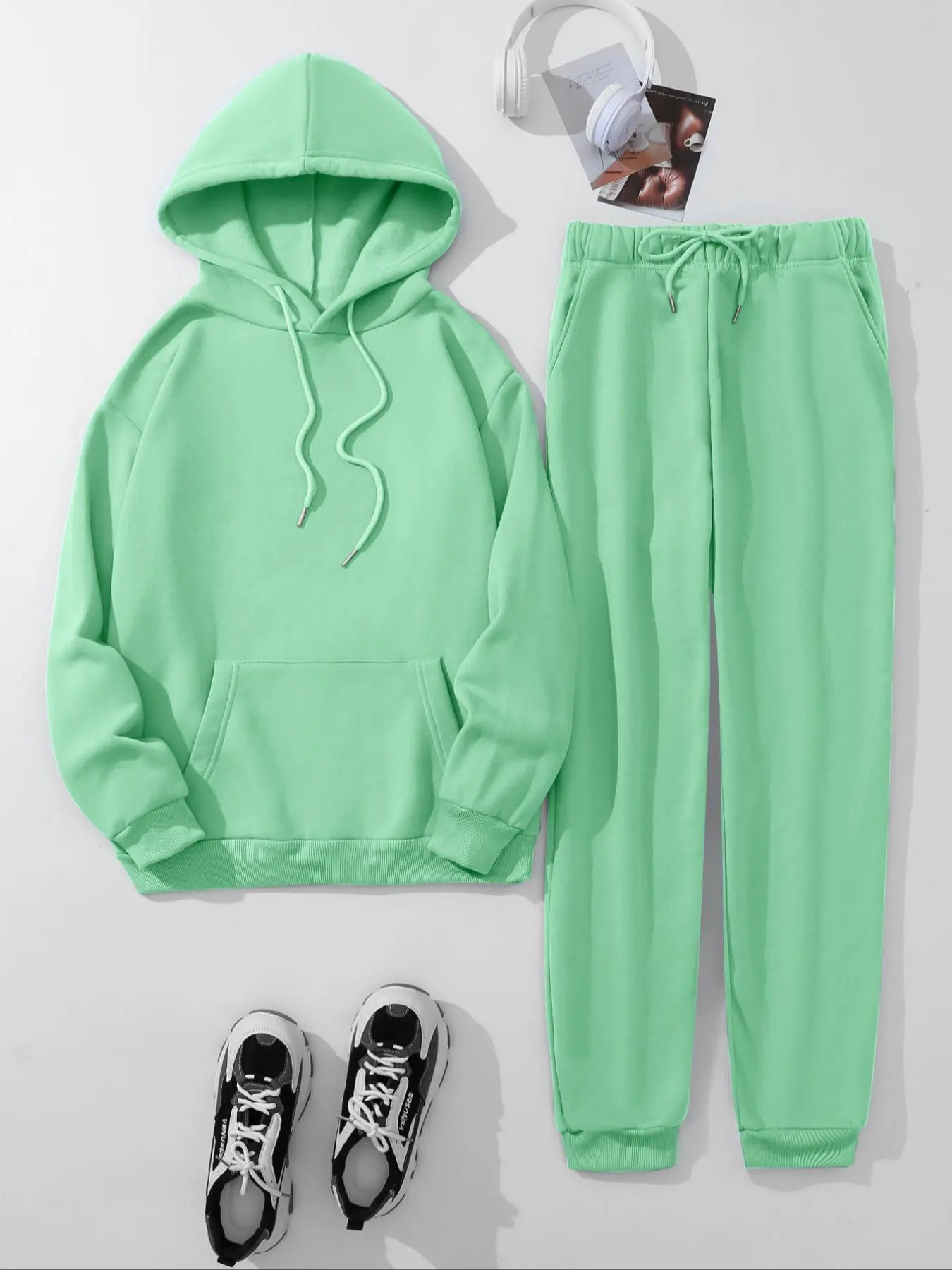 Women's 2024 Drawstring Hoodie & Pocket Sweatpants Set, Comfort Long Sleeve Hooded Pullover & Elastic Waist Jogger Pants Co-ords Sets for Lady, Womenswear for Sports