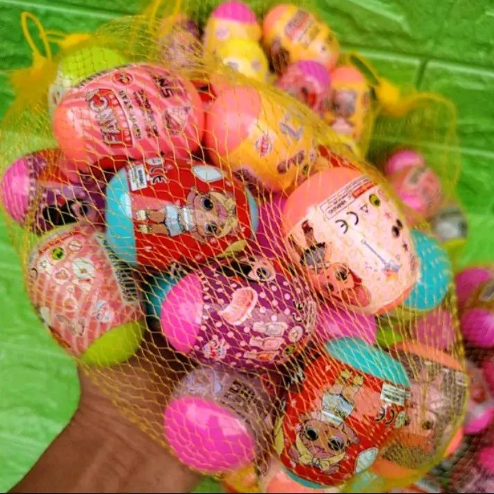 Mainan Telur dan bola Berhadiah didalam satu keranjang isi 20 pcs warna dan motif random 2