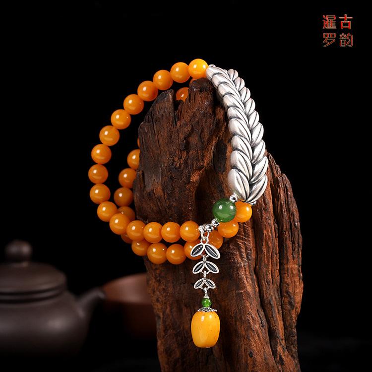 Product Introduction of S925 Sterling Silver Bracelet Natural Resin Amber Jade Bracelet Fashionable Women's Bracelet 17