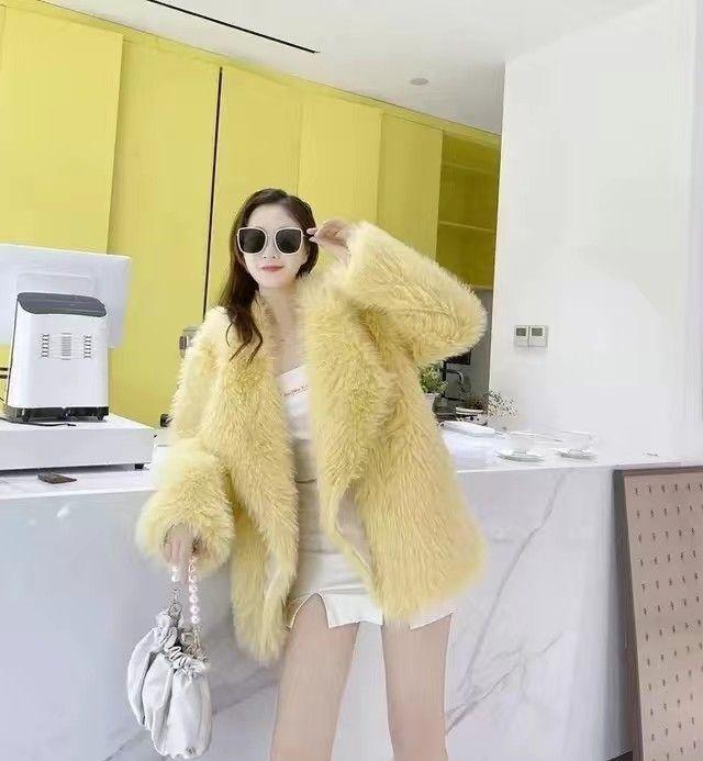 Product Introduction of 2024 New Imitation Fox Fur Slim Fashion Mid-Length Suit Fur Young Environmental Protection Fur Plush Coat for Women 7