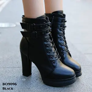 Topshoes Sepatu Boots Tinggi 10cm Warna Black Red Uk 36-40 Fashion Show Pawai Wanita High Block Fashion Wanita Ala Korea Style BO9096