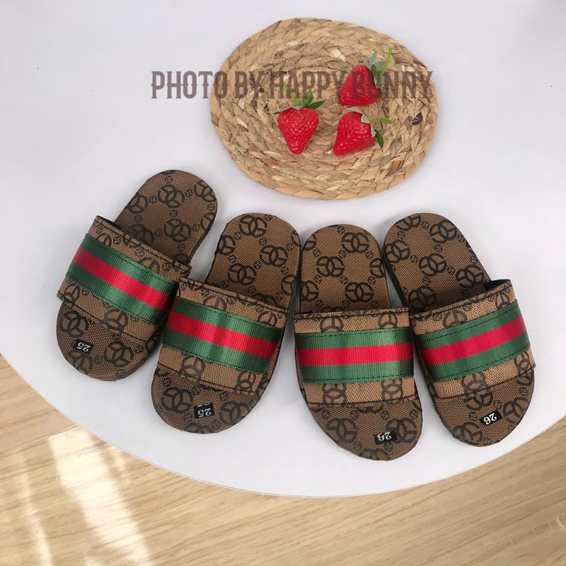 Giày dép cho bé Dép lê quai ngang phối viền xanh đỏ cho bé trai HB097