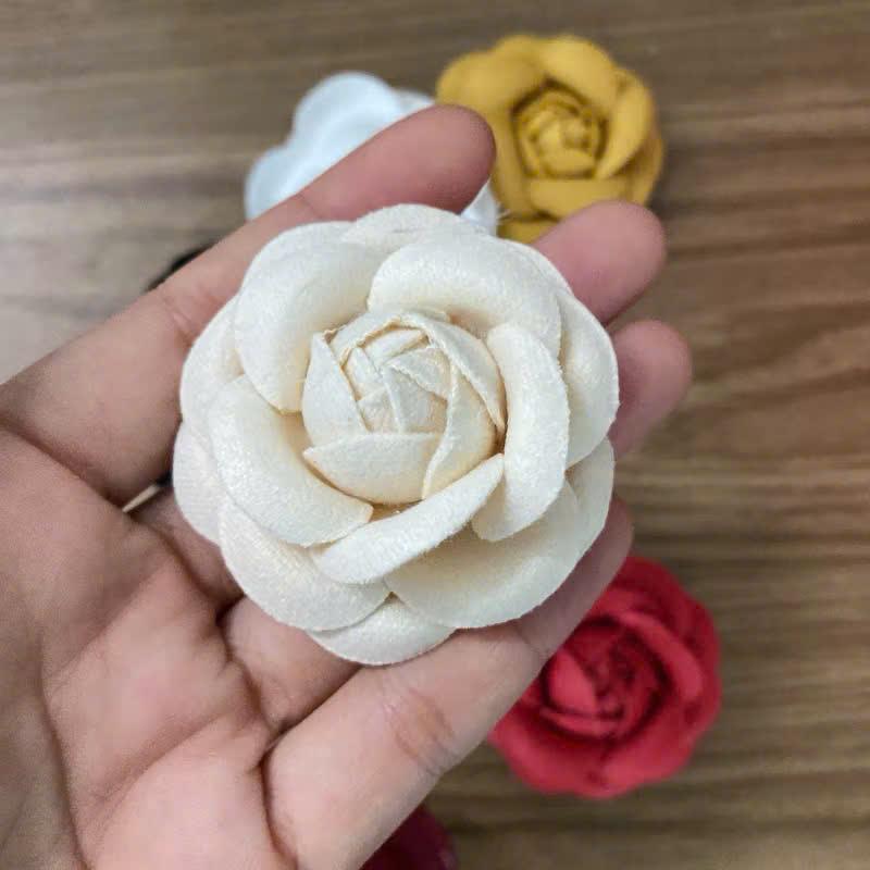 Ngolas - Hoa Trà Dạ Cao Cấp cấp Handmade Màu Nude Có Ghim Sau Cài Áo 4
