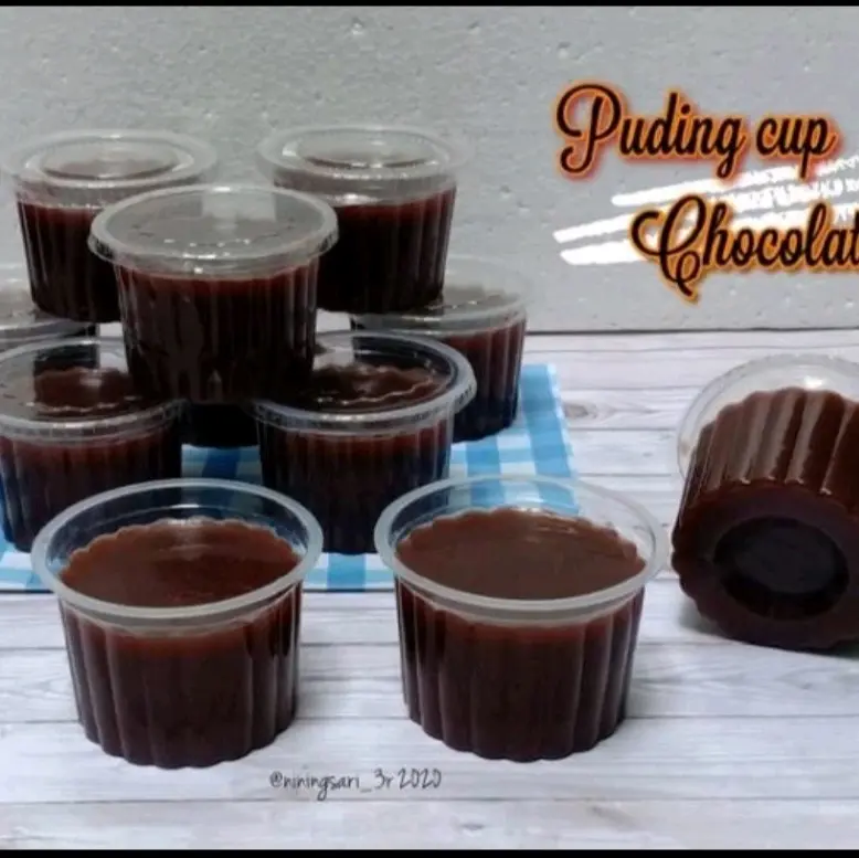 (isi 250set)cup puding jelly agar dll belimbing/ gerigi ukuran 65ml dan 120ml plus tutup isi 5rol bening higienis Sekali pakai 1