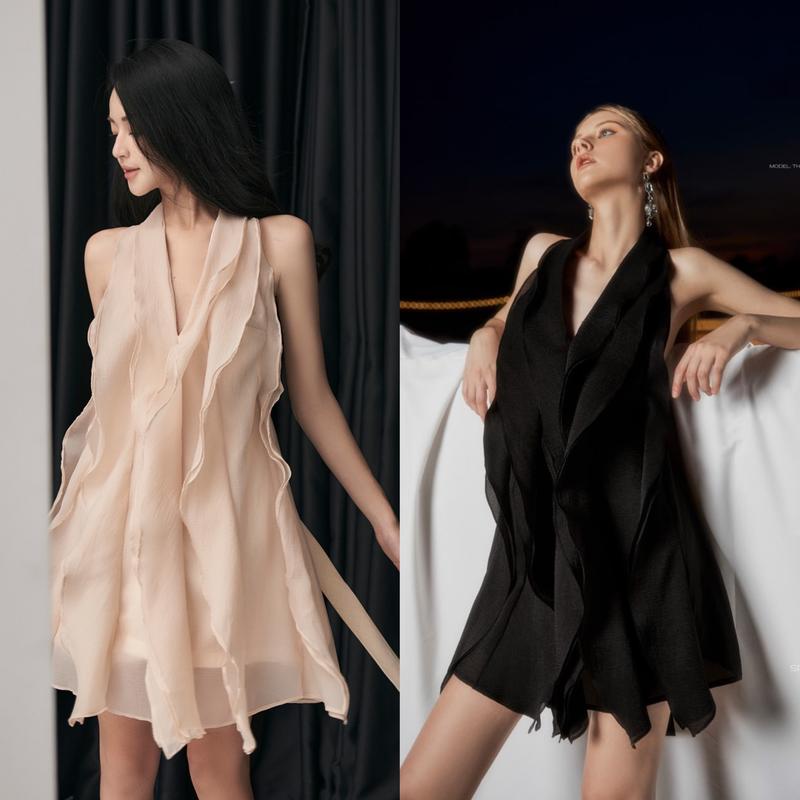 Đầm Voan Kem Đen Hở Lưng Bèo Dọc - XIPI