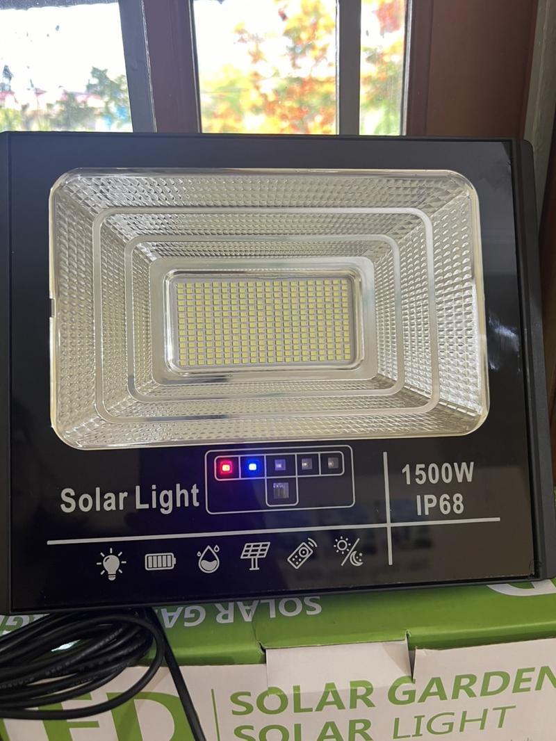 Product Introduction of COD Đèn năng lượng mặt trời công suất 1500w phân khúc giá rẻ bảo hành 2 năm 3