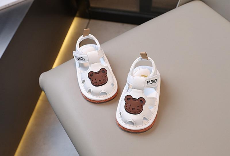 Product Introduction of Call shoelace ring soft soled baby toddler shoes Boys baby shoes girls baotou baby sandals 13