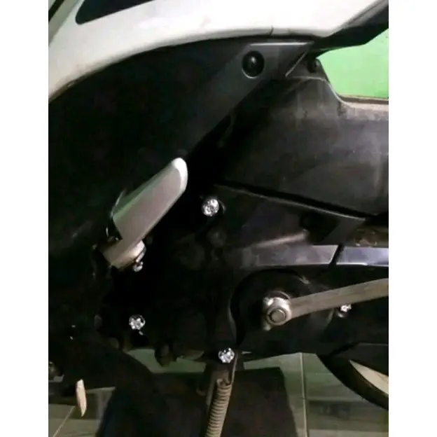 tutup baut sepeda motor cover penutup baut mesin body kendaraan 3