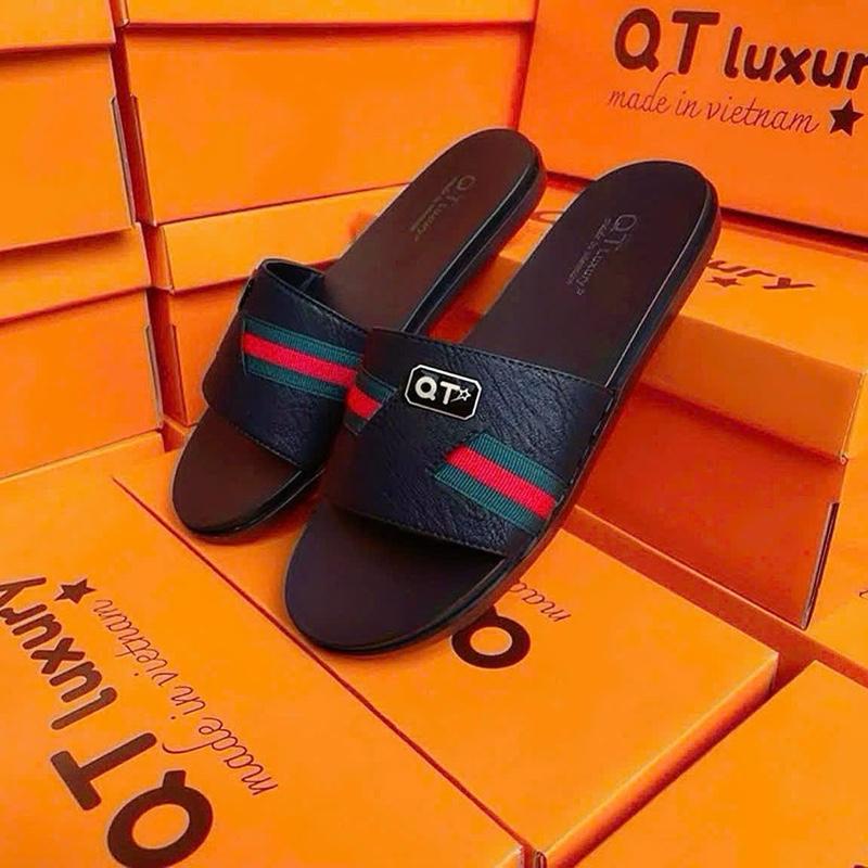 Dép da xít QT Dép quai ngang màu đen viền đỏ khâu đế khâu quai.Lịch Lãm Sang Trọng Dễ Phối Đồ Dép Lê .Đế cao 2cm  Đế kép 2 lớp DéP Cao Su Đế Bằng Slipper Ngọc Nhung dé p nam dép  boy đi