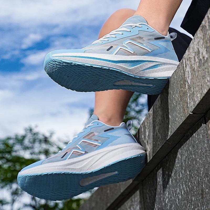Zapatillas deportivas ligeras e informales personalizadas de bajo pedido mínimo para hombre, de malla en blanco, transpirables, para mujer, para correr y caminar_voghion.com