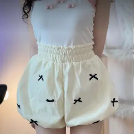 Quần short nữ dáng bí nhung bồng đính nơ nhí xinh xắn siêu tôn dáng lyihome, thời trang nữ hiện đại 6