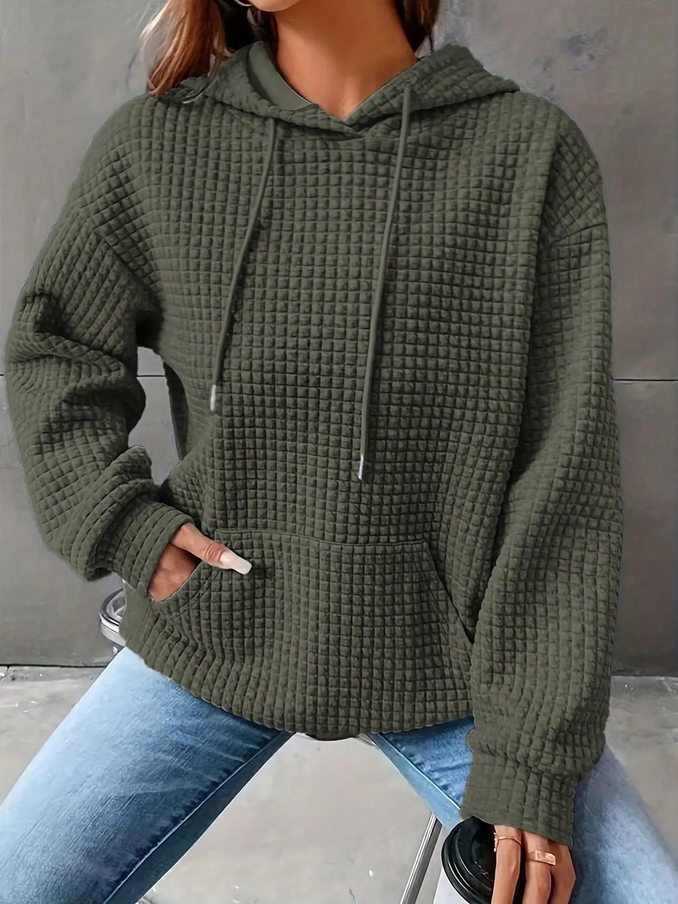 【Plus Size】 Solid Waffle Knit Drop Shoulder Drawstring Hoodie, Casual Long Sleeve Pocket Hooded Sweatshirt for Fall & Winter, Gift Set for Women, Winter Clothes Women, Women's Clothing for Daily Wear