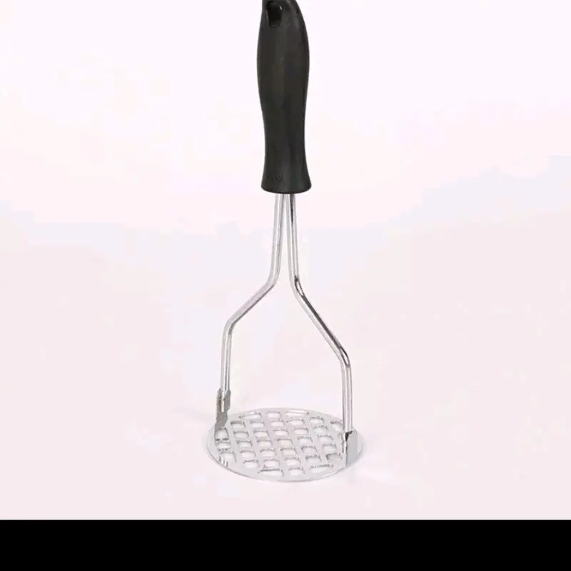 YI. Alat press penekan daging burger pelumat potato masher penghancur kentang Gagang karet stainless Plastik Steel 3