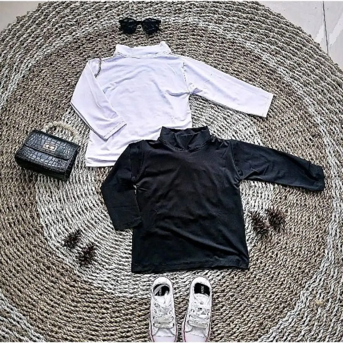 MANSET ANAK LEHER TURTLE //MANSET ANAK HITAM / PUTIH Polos baju fashion Jaket