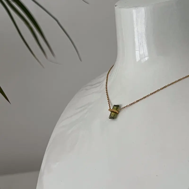GLOWYBYCHLOE x VINX Elaine Necklace 2