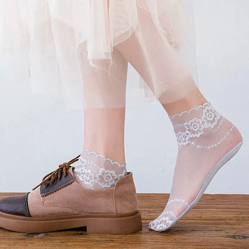 Women Sexy Lace Socks Transparent Mesh Ankle Socks Ladies Summer Ultra-Thin Princess Tulle Socks Female Accessories