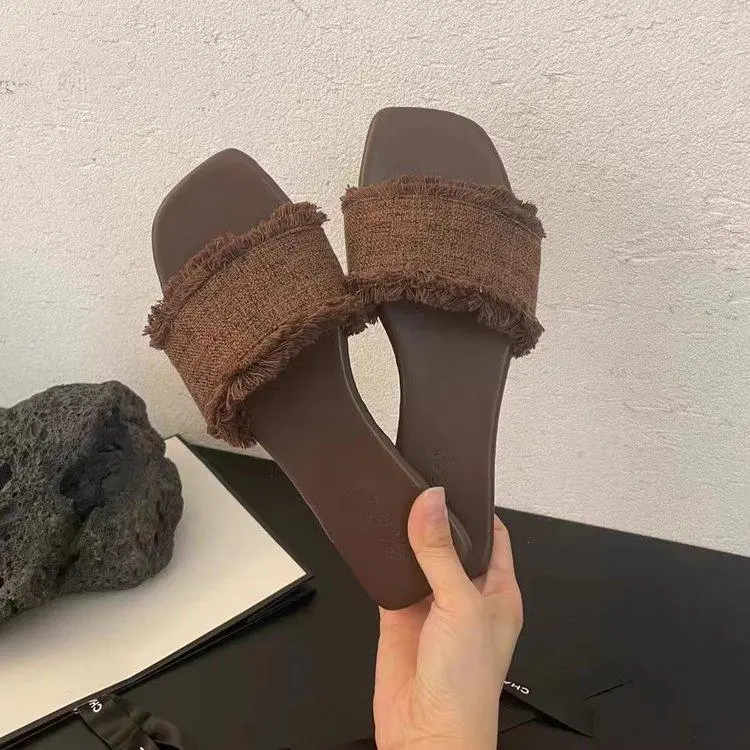 Summer denim open-toe flat sole worn over stylish slippers sandal limitless lampu