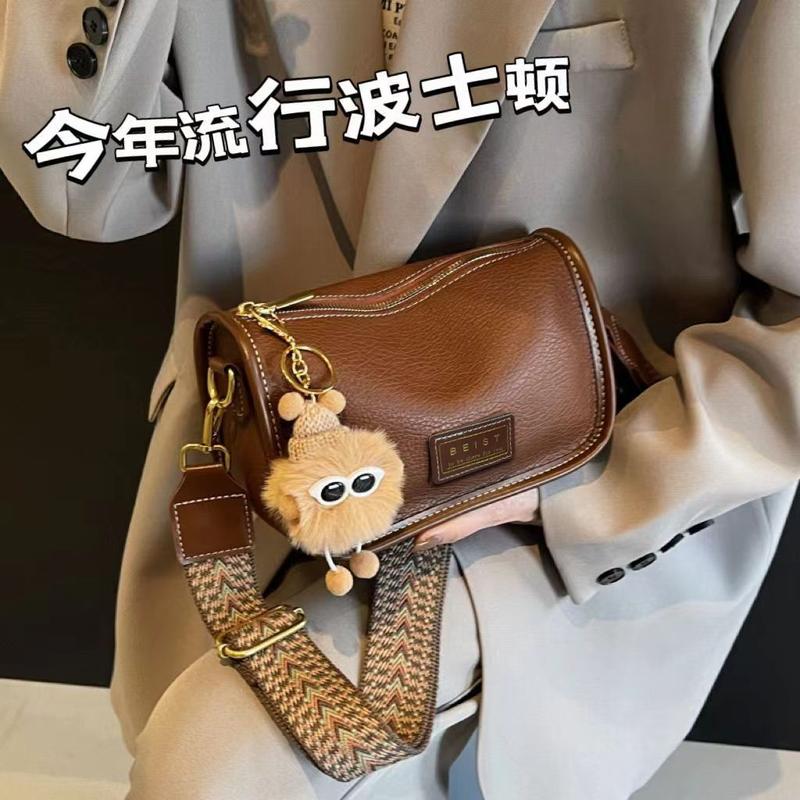 Product Introduction of Túi Boston, Thời Trang, Phong Cách Cổ Điển Mới, Túi Đeo Chéo Dễ Phối Đồ Dây Đeo Rộng Hợp Xu hướng Túi Gối Nhỏ Thích Hợp Cho Vai, Được Đánh Giá Tích Cực 6670, Độc Đáo 13