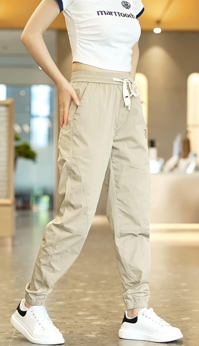 Product Introduction of Quần yếm lụa băng dành cho nam giới, quần thể thao hợp thời trang, khô nhanh, giản dị, Thương Hiệu Thời Trang mắt cá chân, phong cách Hàn Quốc, mùa xuân và mùa hè, bán buôn Menswear Màu Đen Pants 11