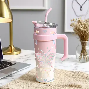 Gradien pink Botol stainless steel 40 ons dengan tutup, desain lapisan ganda Butterfly Bow Star Floral pattern, cocok untuk bir, dapat digunakan untuk minuman panas dan dingin. Gelas Vacuum