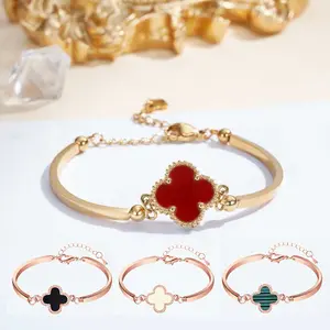 Gelang Tangan Titanium Wanita Daun Clover/Bunga Bolak-balik Hitam-putih /merah Anti Karat