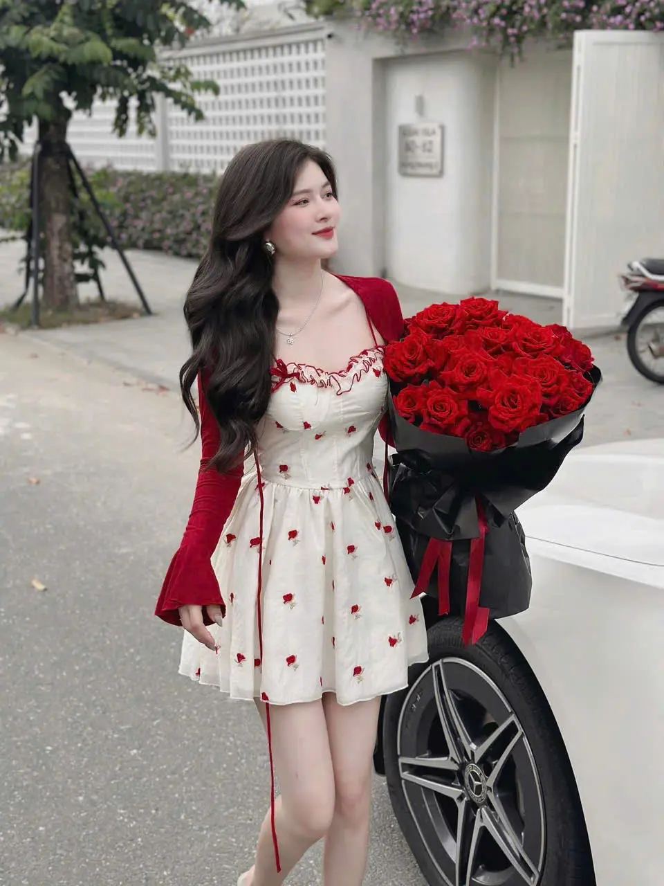 set đầm tơ 2 dây kèm áo khoác siêu xinh dành cho các nàng đi chơi đi tiệc đi du lịch điều sang chảnh