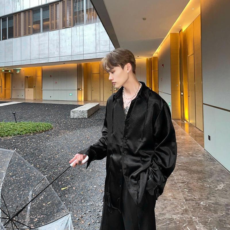 Áo sơ mi lụa satin nam phối dây form rộng - Trắng/Đen/Xám