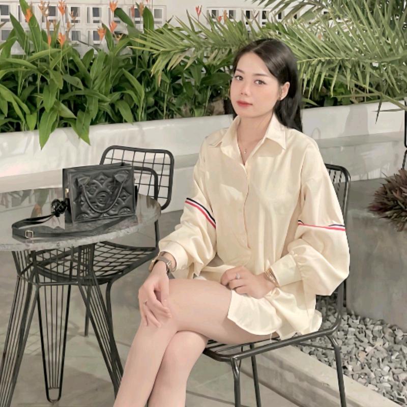 Áo sơ mi form rộng giấu quần phối sọc tay nữ Top