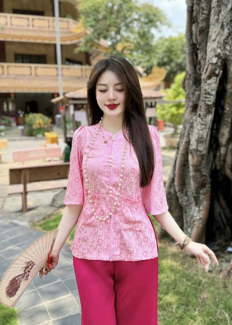 Product Introduction of Tịnh Tâm 13- Set Lụa Gấm Tô Châu Lụa Gấm Cao Cấp Cổ Tròn Túi Tiền Đính Ngọc Siêu Xinh Phù Hợp Đi Lễ Chùa Kem Áo Women Top 31