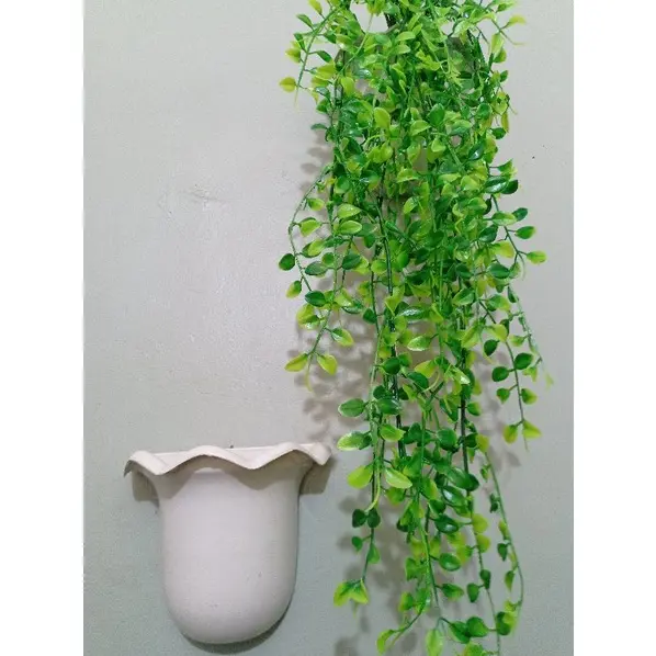 Daun Gantung Artificial Juntai Kemuning Hijau Plus Pot Gantung atau Dinding Dekorasi Taman Rumah 8