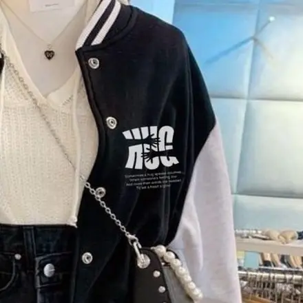 ZY - Jacket Baseball Varsity Crop Hugs Wanita Fit Fleece Jaket Oversize 1