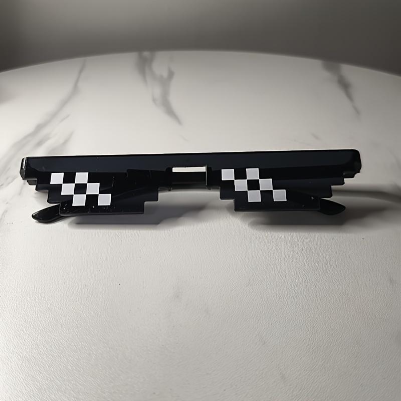 Product Introduction of Women's Fashion Mosaic Black Cat Eyeglasses, Y2K Hip Hop Sunshade, Plastic Frame, Anti-Reflective Lens, Casual Decorative Eyewear 9
