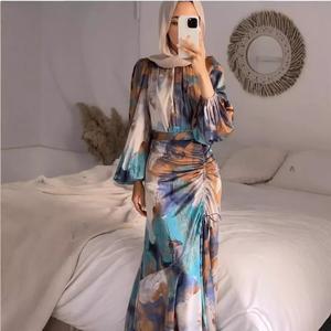 Pakaian Wanita Muslim, Gaun Lengan Panjang Kurus Pinggang Berlipat, Elegan, Sesuai untuk Ulang-alik, DM059