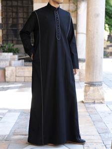 Men's Striped Embroidery Buttons Stand Collar Kaftan, Loose Long Sleeve Traditional Muslim Clothing for Daily Wear, Casual Men's Islamic Clothing for All Seasons