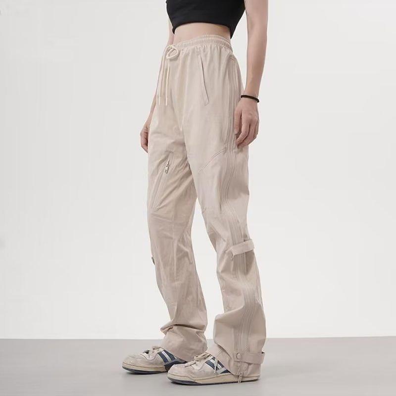 Product Introduction of Men's Stylish High Street Cargo Pants - Side Zipper Design, Trendy Urban Streetwear, Lightweight Outdoor Hiking Pants (Unisex Fashion) 3