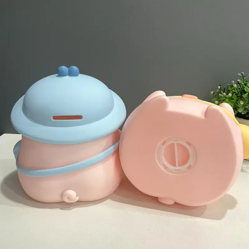 Ống Tiết Kiệm Heo Xinh Đội Nón Vịt Đeo Túi Dễ Thương _ Art House 2