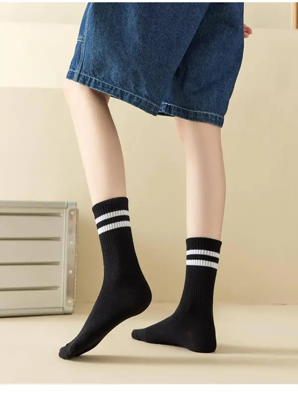 Women's Striped Pattern Mid-calf Socks, Casual Comfy Breathable Socks for Daily Wear, Women's Socks for All Seasons 1