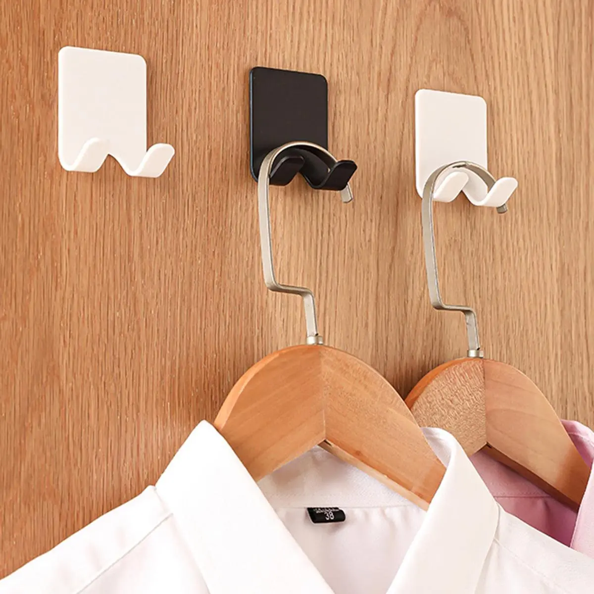 Multifunctional Hook, Power Plug Hook, No Need To Punch, No Damage To The Wall, Durable And Reliable, Suitable For Daily Use, Multiple Colors Available, Safe And Environmentally Friendly