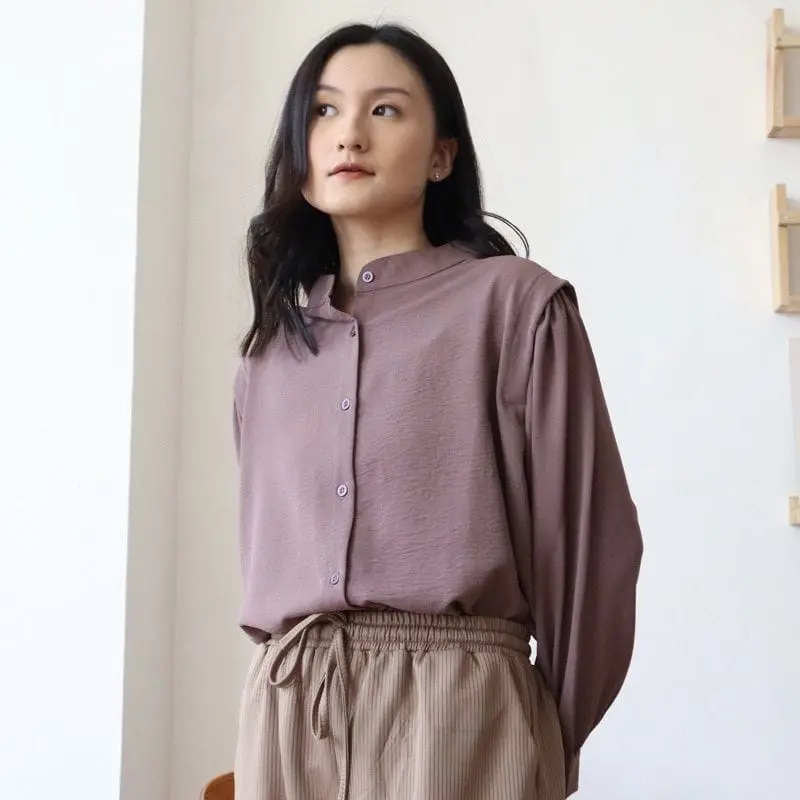 Kemeja Blouse River Oneck Airflow Bahan Crinkle Wanita 8