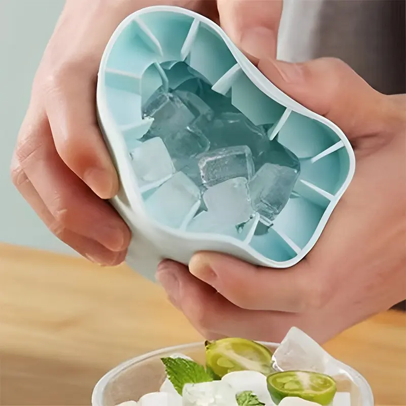 Ice Bucket Cup Mold Ice Cubes Tray Food Grade Quickly Freeze Silicone Creative Design Frozen Drink Maker for Whiskey Beer Kitchen Utensils Mug