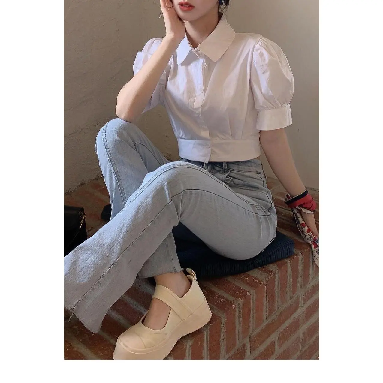 Áo Sơ Mi Tay Phồng Quần Áo Nữ, Dáng Rộng Và Dễ Phối Đồ Thời Trang, Màu Trắng, Áo Ngắn Tay Cropped Xén, Hàng Mới Về Mùa Hè 2024, Dành Cho Nữ Top Women Shirt Cổ Tròn