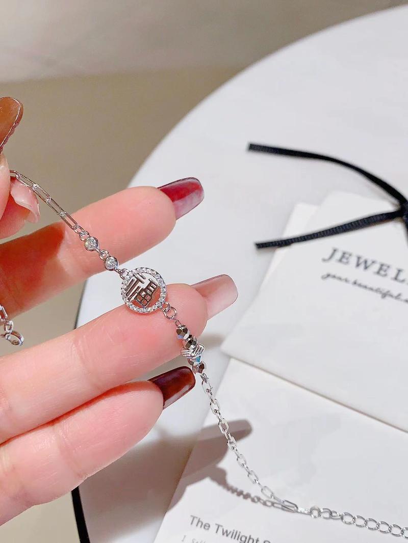 Product Introduction of New S925 Silver Summer AMWAY round Diamond Broken Silver Lucky Bracelet Female Light Luxury Temperament All-Match Niche Bracelet 6