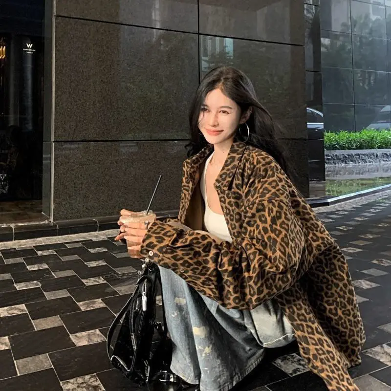 Áo Sơ Mi Dài Tay Họa Tiết Da Báo Cổ Điển Ve Áo, Dành Cho Nữ, Hàng Mới Về Mùa Thu, Dáng Rộng Vừa Vặn, Dài Trung Bình Áo Khoác Cao Cấp Thời Trang đẹp đóng nút