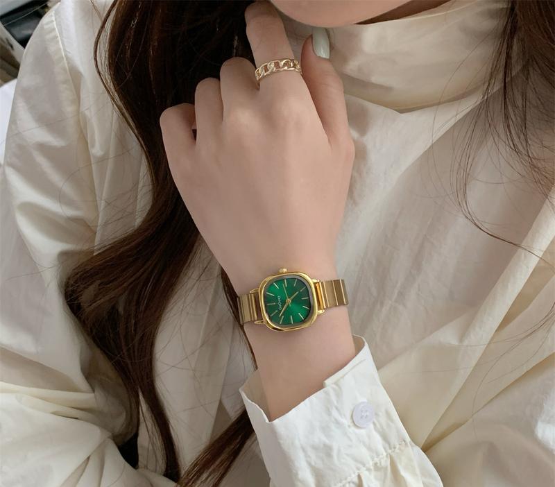 Product Introduction of Vintage Square Stainless Steel Strap Adiustable  for Women Student Gogoey New Small Dial Chain  Women's  Good-looking Special Interest Light Luxury Simple Advanced Waterproof Women's  dress watch 3