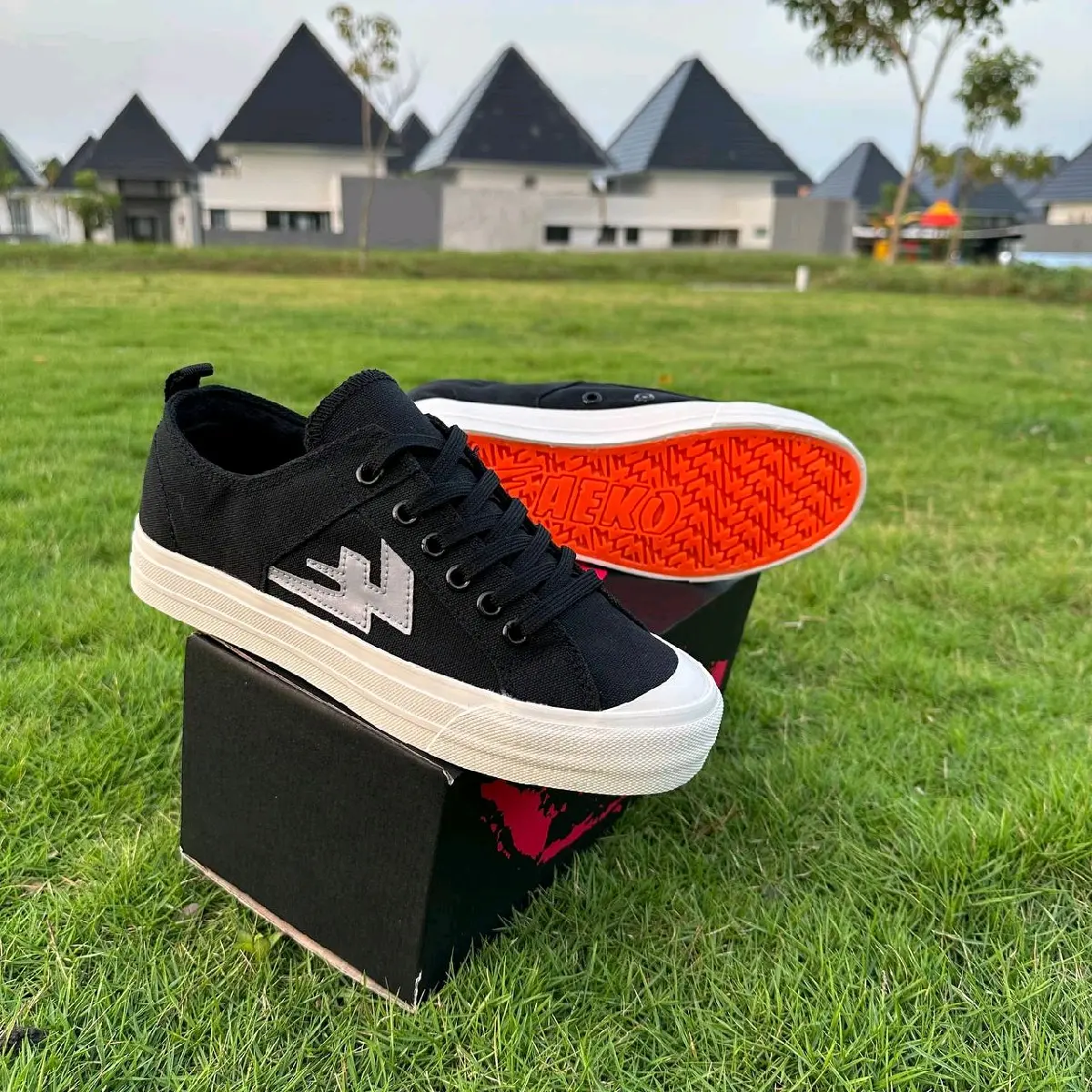 [BISA NYALA] Sepatu Sneakers Aekoshoes Pria wanita NEW REFLECTIVE Original Produk Lokal Made in Indonesia Canvas Casual