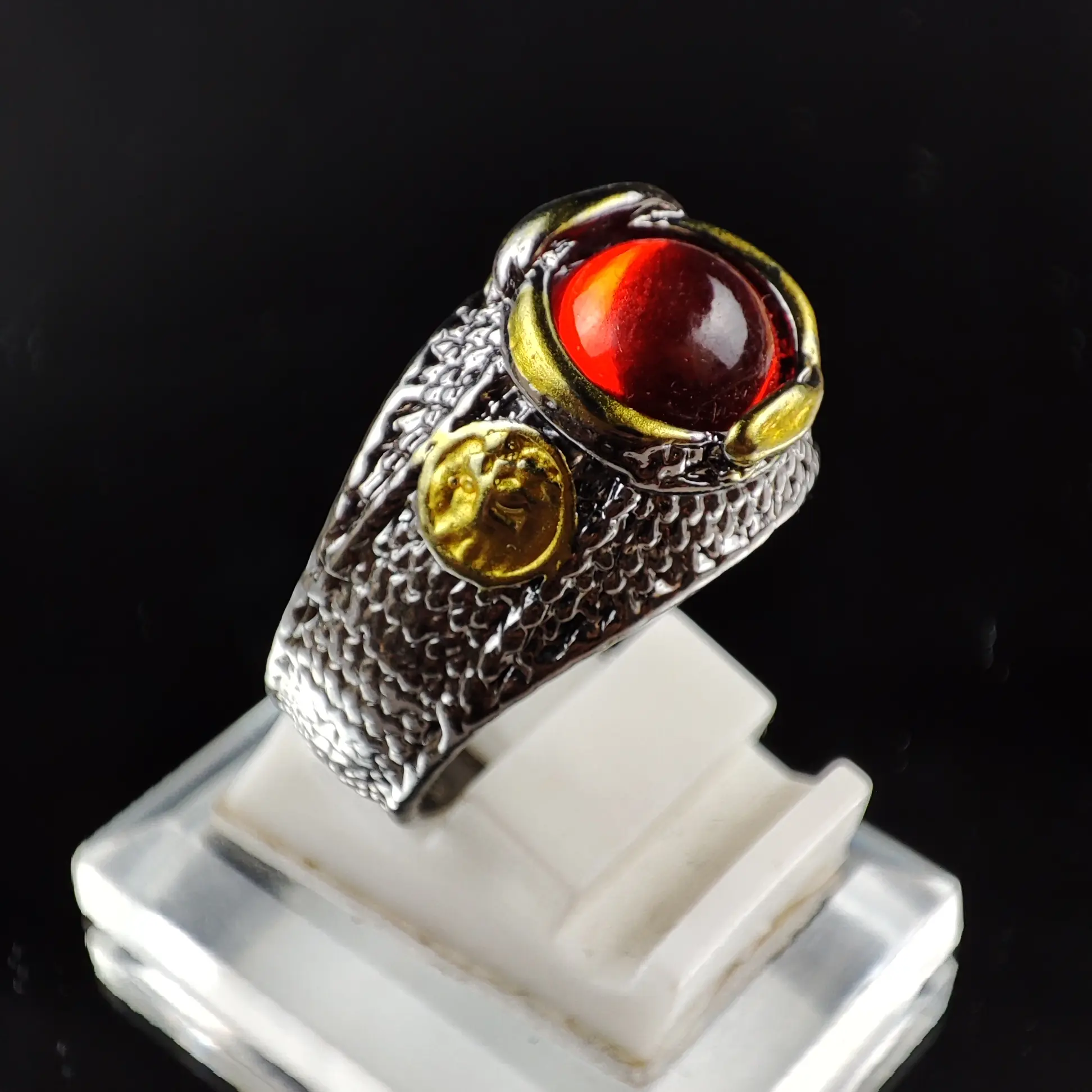 cincin red king bahan titanium