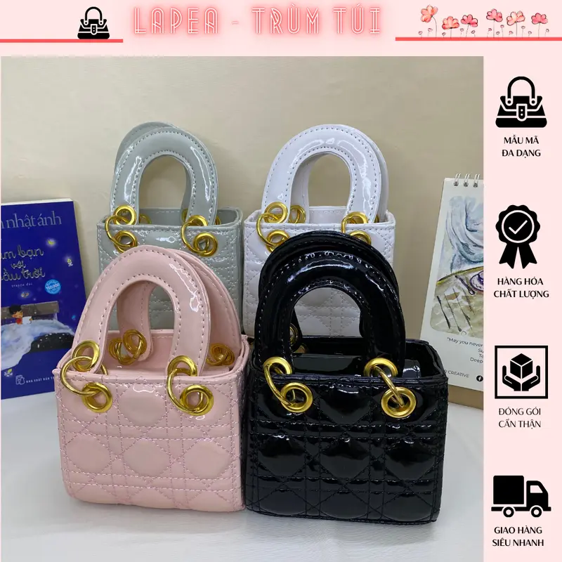 [Size 15cm]Túi Da Bóng phụ kiện vàng kèm chùm móc 4 chữ xinh xắn Bag nữ đi chơi đi tiệc sang chảng Kem Nhung 0