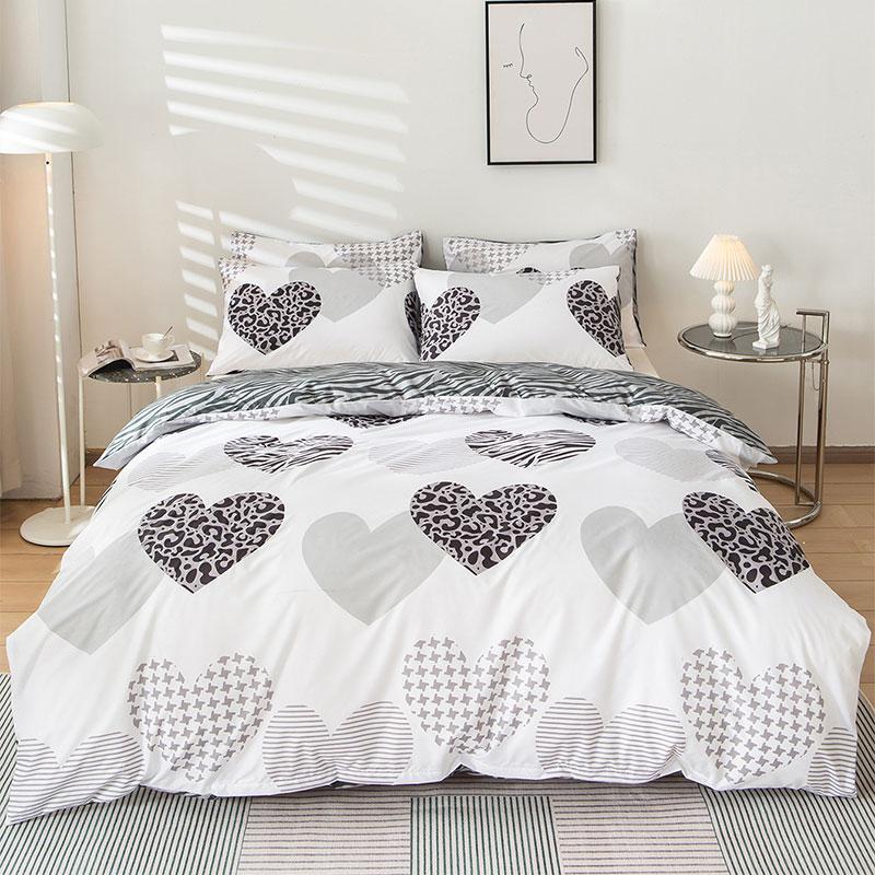 Heart Print Duvet Cover & 2 Counts Pillowcase without Filler, 3 Counts/set Soft Bedding Sets for Bedroom Use, Dust-proof Christmas Decor Bedding for Home, House Decor, Gifts For Men, Christmas Gifts, Christmas Decorations 0
