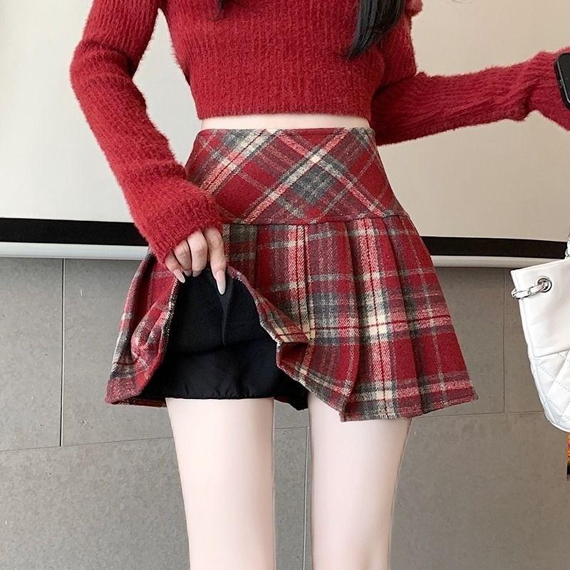 Product Introduction of Autumn Women's Plaid Pleated Dress High Waisted A-line Short Skirt Retro Skirt 13