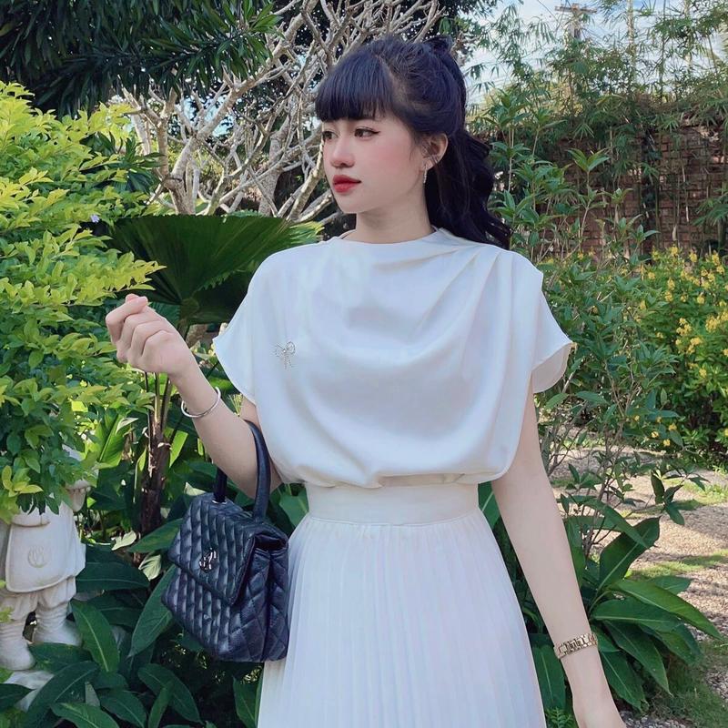 Áo lụa xếp li vai [ Một Mẩu House]